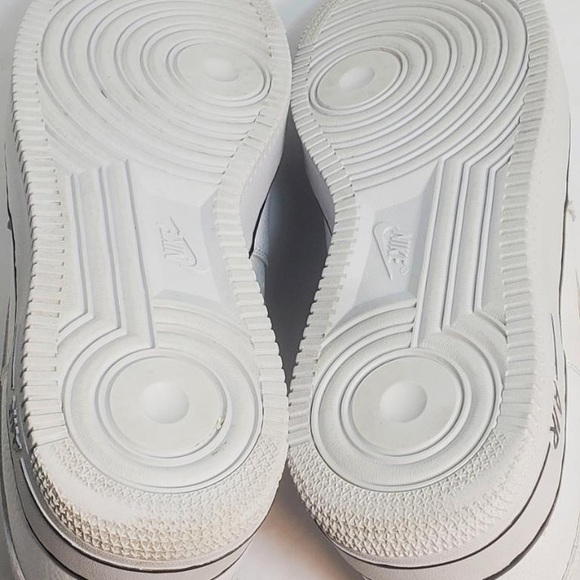 Nike Air Force 1 Low 07 White Black Sneaker 488298-160 Size 11.5 - Picture 8 of 16